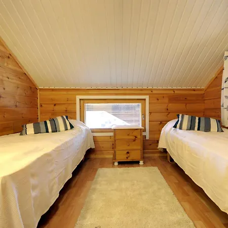 Rivitahko 3 Ferienhaus *